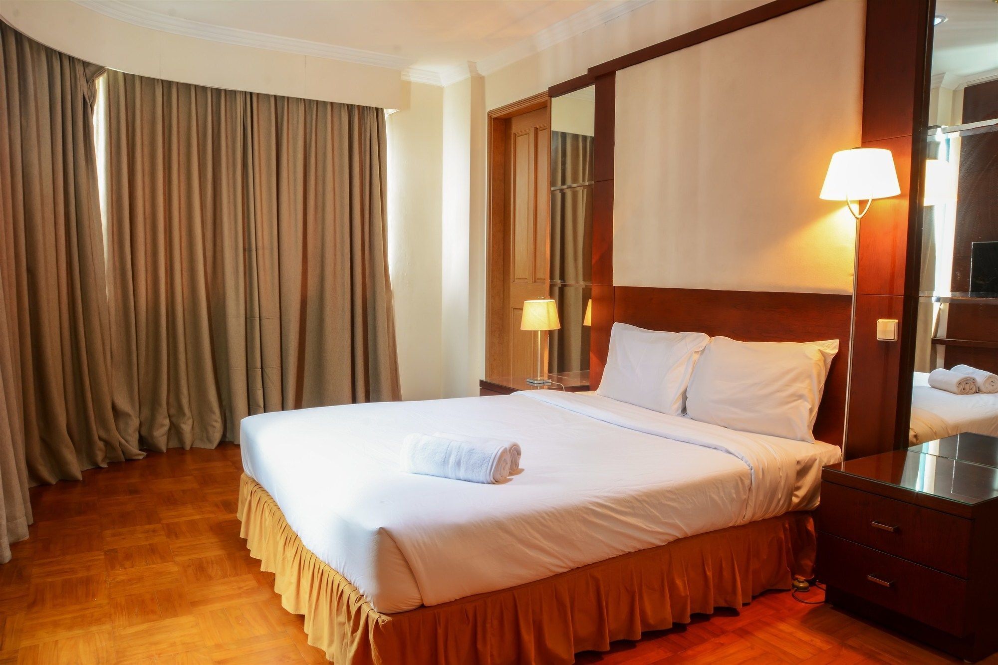 Apartment Big 1 Bedroom Park Royale By Travelio Jakarta