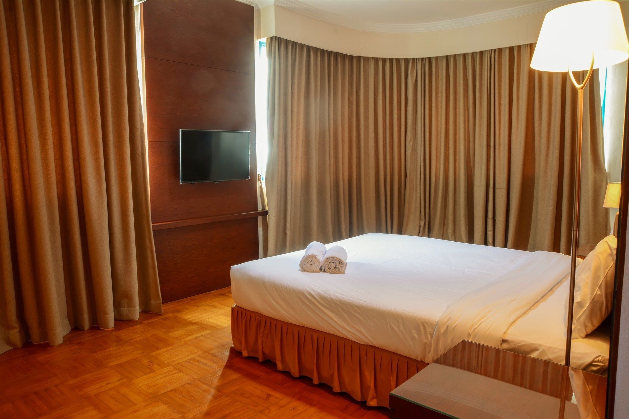 Big 1 Bedroom Park Royale By Travelio Apartment Jakarta