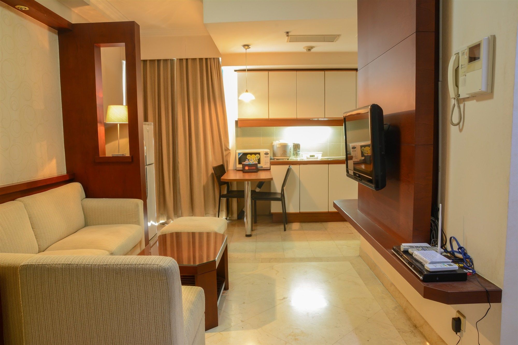 Big 1 Bedroom Park Royale By Travelio *